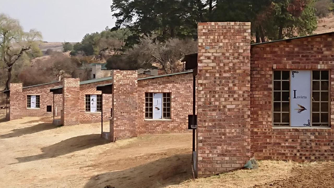 Gasthaus Elandskloof Trout Farm Dullstroom Exterior foto